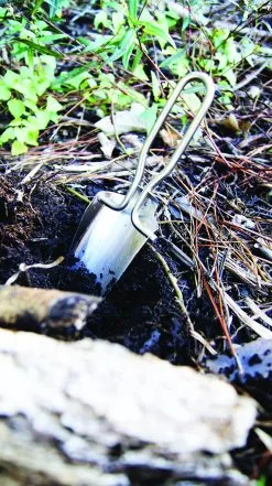 UST | Ultimate Survival Technologies UST U-Dig-It Folding Shovel -Caravan Sales Store 1156920 3